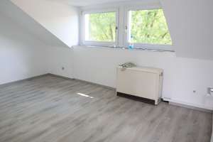 Gepflegte 2-Zimmer Dachgeschosswohnung. In ruhiger Lage.  – Röntgenstraße 31, 45143 Altendorf, Essen – Vorschaubild 2