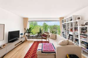 Blick auf die Rheinauen: 3-Zimmer-Wohnung mit Terrasse und TG-Stellplatz in Düsseldorf Kaiserswerth – Die vollständige Adresse der Immobilie erhältst du vom Anbieter., 40489 Kaiserswerth, Düsseldorf – Vorschaubild 2