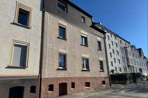 Teilweise renoviertes 3-Familienhaus mit Pkw-Garage
in zentraler Lage von Hagen-Boelerheide – Die vollständige Adresse der Immobilie erhältst du vom Anbieter., 58099 Boele, Hagen – Vorschaubild 2