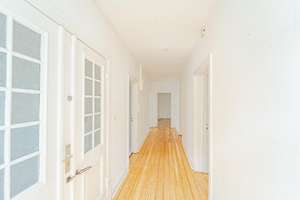 Zwischen Stadt & Ruhe - 3-Zimmer-Altbau mit Balkonidylle – Schwartauer Allee 121, 23554 Sankt Lorenz Nord, Lübeck – Vorschaubild 2