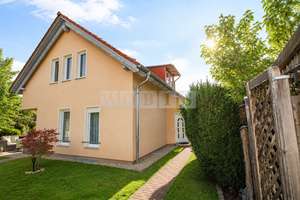 Familienglück im Grünen und ruhiger Lage – Einfamilienhaus mit urbaner Anbindung