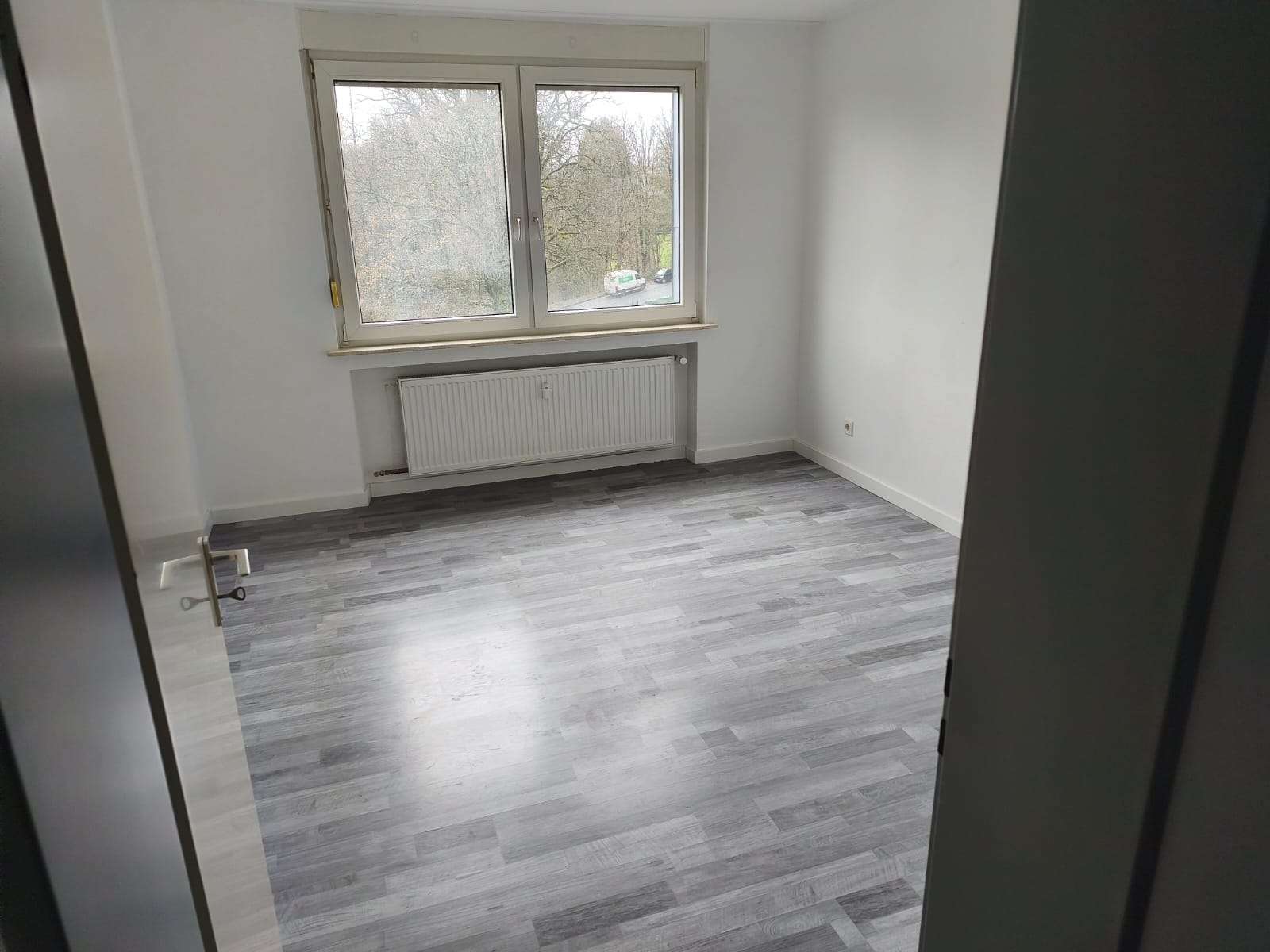 Immobilie in Bergneustadt - Vermietete 3-Zimmer-Wohnung mit Blick auf die Aggertalsperre - Bild 3
