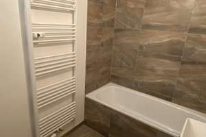 Ruhige 2 Zimmer Whg mit 2 Balkonen + Hobbyraum + Garage - Nähe Englischer Garten – Wesendonkstraße 32, 81925 Oberföhring, München – Vorschaubild 8