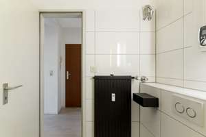 Tolles Investment für ein 1-Zimmer-Appartement mit großer Dachterrasse in Bestlage Düsseldorfs – Die vollständige Adresse der Immobilie erhältst du vom Anbieter., 40237 Düsseltal, Düsseldorf – Vorschaubild 9