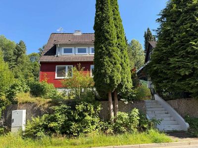 Charmantes Einfamilienhaus mit großem Grundstück in idyllischer Lage mit Weitblick