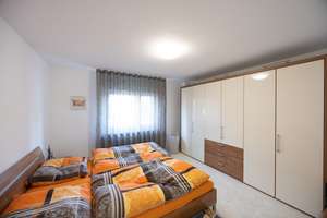 Repräsentative Doppelhaushälfte mit flexiblem Nutzungskonzept und weitläufigem Außenbereich – Die vollständige Adresse der Immobilie erhältst du vom Anbieter., 48153 Düesberg, Münster – Vorschaubild 8