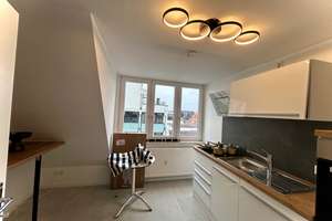 Möbliertes, lichtdurchflutets Maisonette-Apartment im 4./5.OG mit Terrasse in Düsseldorf-Carlstadt – Bäckerstr. 3, 40213 Carlstadt, Düsseldorf – Vorschaubild 5