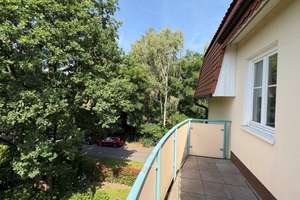 * Mitten im Grünen, sehr ruhige Lage - helle Maisonettewohnung mit Balkon ** – Die vollständige Adresse der Immobilie erhältst du vom Anbieter., 1324 Bühlau/Weißer Hirsch, Dresden – Vorschaubild 2