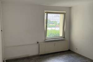 Gelsenkirchen - Schalke, 3,5 Zimmer Wohnung – Grenzstraße 76, 45881 Schalke, Gelsenkirchen – Vorschaubild 2