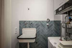 Frisch sanierte 5 Zimmer Altbauwohnung in Schwabing – München – Vorschaubild 30