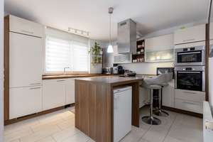 Vermietete Drei-Zimmer-Wohnung mit Balkon und Tiefgaragenstellplatz – 60486 Bockenheim, Frankfurt am Main – Vorschaubild 5