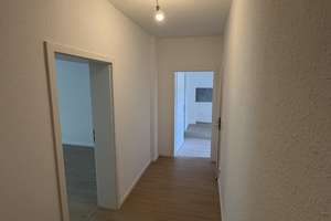 Erstbezug nach Kernsanierung | 3 Zimmer | Große Wohnküche | Loggia | WG-geeignet – Manteuffelstr. 3, 45138 Südostviertel, Essen – Vorschaubild 7