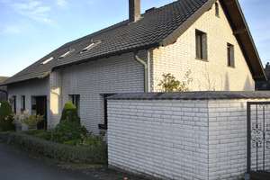 1-3 Fam. Haus ca 360 qm in WILLEBADESSEN zwischen HÖXTER+PADERBORN+NEBENGEBÄUDE +1000 qm GRUNDSTÜCK – Die vollständige Adresse der Immobilie erhältst du vom Anbieter., 34439 Willebadessen – Vorschaubild 2