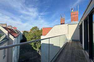 Luxuriöses Dachgeschoss mit ruhiger Terrasse und EBK ! – Florastraße  67B, 13187 Pankow (Ortsteil), Berlin – Vorschaubild 10
