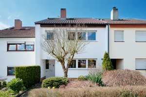 NEU: Reihenmittelhaus in Waldenbuch mit Potenzial ++GARTEN++GARAGE++ – Böblingen (Kreis) – Vorschaubild 1