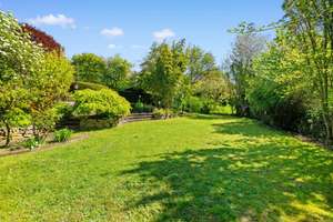 Ein Zuhause, das begeistert! Hochwertiges Einfamilienhaus mit Schwimmbad und Garten in Seelscheid – Die vollständige Adresse der Immobilie erhältst du vom Anbieter., 53819 Neunkirchen-Seelscheid – Vorschaubild 6