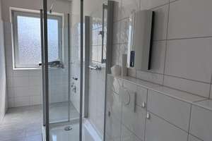 Mit Aufzug! Zentral gelegene 2 Zimmerwohnung, Balkon u.  EBK – Wohnen mit kurzen Wegen – Esserstr. 22, 58119 Hohenlimburg (Ortsteil), Hagen – Vorschaubild 8