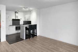 LEBEN IN BESTER LAGE - moderne 2-Zimmer-Wohnung mit Balkon im Frankfurter Rebstock