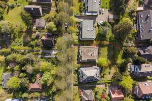 Sonnige 3,5-Zimmer mit Süd-Ost-Balkon, 25 m²-Hobbyraum und TG-Option in ruhiger Lage – Die vollständige Adresse der Immobilie erhältst du vom Anbieter., 22159 Farmsen-Berne, Hamburg – Vorschaubild 35