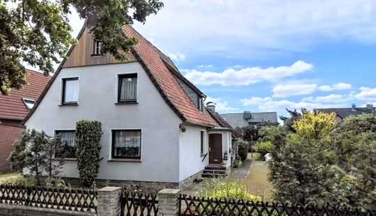 Bild von **possiel makes it possible** Fallersleben - Siedlungshaus BJ 1950 zum Ausbau oder Abriss / Grundstü