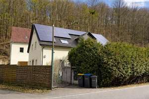 1-2-Familienhaus mit 2 Ferienwohnungen und großem Garten! Wenige Nachbarn inklusive! – Die vollständige Adresse der Immobilie erhältst du vom Anbieter., 1819 Bahretal – Vorschaubild 3