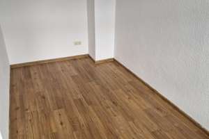 schöne Wohnung mit EBK und Laminatboden – Schützenhausstrasse 12, 4318 Volkmarsdorf, Leipzig – Vorschaubild 5