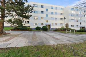Geräumig und gepflegt: 4-Zimmer-Wohnung in Kiel-Elmschenhagen – Die vollständige Adresse der Immobilie erhältst du vom Anbieter., 24147 Elmschenhagen, Kiel – Vorschaubild 14