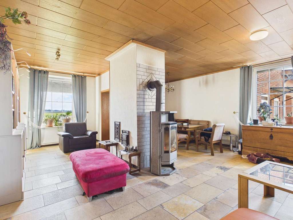 Immobilie in Uelzen - Platzwunder! Großes Einfamilienhaus mit Einliegerwohnung in Uelzen-Hanstedt - Bild 3