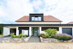 Luxus trifft Privatsphäre – Exklusive Villa mit Pool in begehrtester Lage von Worms – Rothrockstraße 47, 67549 Leiselheim, Worms – Vorschaubild 2