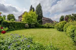 Historisches  Stadthaus mit 200 m² Wohn-Nutzfläche und großem Garten mitten in Krefeld-Hüls – Die vollständige Adresse der Immobilie erhältst du vom Anbieter., 47839 Hüls, Krefeld – Vorschaubild 32