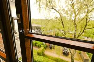**ZENTRALES WOHNEN IM ALSTERTAL** renovierte 2-Zimmer-Wohnung mit sonnigem Balkon + TG – Hamburg – Vorschaubild 10