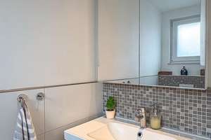 Moderne Doppelhaushälfte mit 5 Zimmern, Garten und Dachterrasse in Hamburg-Langenhorn – Die vollständige Adresse der Immobilie erhältst du vom Anbieter., 22419 Langenhorn, Hamburg – Vorschaubild 9