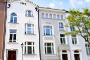 Juwel in Oberkassel, Stilvolle 2-Zi.Whg. in bester Lage (Rheinnähe) von Düsseldorf-Oberkassel – Brend'amourstraße 41, 40545 Oberkassel, Düsseldorf – Vorschaubild 2
