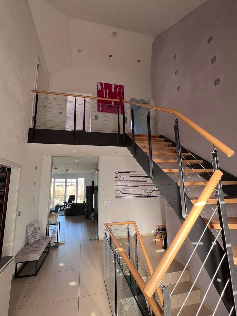 Immobilie in Remlingen - Traumhaus mit unverbaubarem Blick - Bild 7