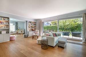 Großzügig, individuell und perfekt für Familien: Exklusive Villa mit Garten und Pool – Die vollständige Adresse der Immobilie erhältst du vom Anbieter., 81479 Solln, München – Vorschaubild 7