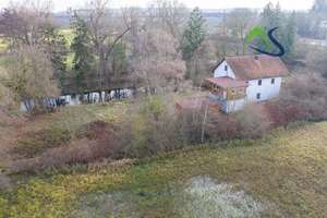Wohnidylle im Außenbereich mit einzigartigem Ambiente – Die vollständige Adresse der Immobilie erhältst du vom Anbieter., 93053 Kasernenviertel, Regensburg – Vorschaubild 4