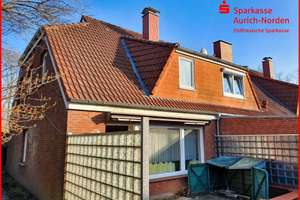 Reihenendhaus in begehrter Lage von Aurich 
Perfekt als Kapitalanlage oder für die Eigennutzung!  – Die vollständige Adresse der Immobilie erhältst du vom Anbieter., 26603 Aurich – Vorschaubild 1