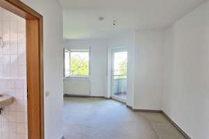 Schöne Wohnung steht zum Einzug bereit!! – Die vollständige Adresse der Immobilie erhältst du vom Anbieter., 72770 Betzingen, Reutlingen – Vorschaubild 11