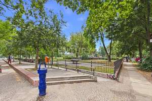 ALTBAUWOHNUNG MIT EIGENER TERRASSE IM INNENHOF NÄHE BOXHAGENER PLATZ – Die vollständige Adresse der Immobilie erhältst du vom Anbieter., 10245 Friedrichshain, Berlin – Vorschaubild 5