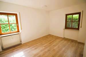 Sehr gepflegte 2-Zi.-Wohnung mit Terrasse und Stellplatz – Die vollständige Adresse der Immobilie erhältst du vom Anbieter., 94086 Bad Griesbach im Rottal – Vorschaubild 5