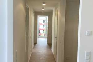 Neuwertige 3-Zi-Wohnung mit großem Balkon, EBK und Stellplatz – Augustastraße 12, 65189 Südost, Wiesbaden – Vorschaubild 13