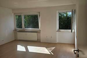 Nähe Kuhsee: Tolle 3 Zimmer EBK Balkon - auch für München-Pendler – Trettachstraße 22, 86163 Hochzoll-Süd, Augsburg – Vorschaubild 6