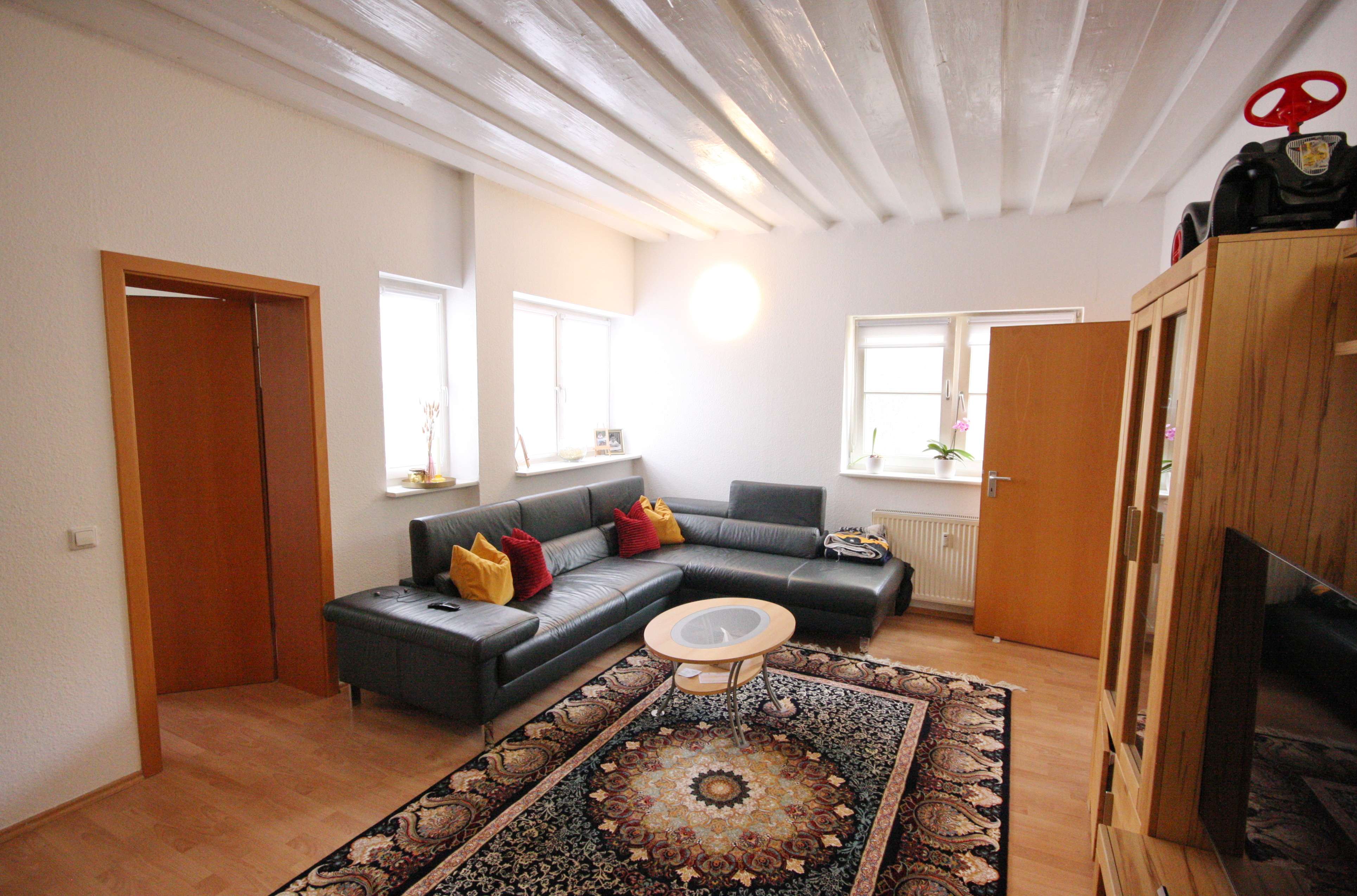 Immobilie in Calw - *** Zentrale 3-Zimmer-Balkonterassenwohnung mit separatem Eingang *** - Bild 3