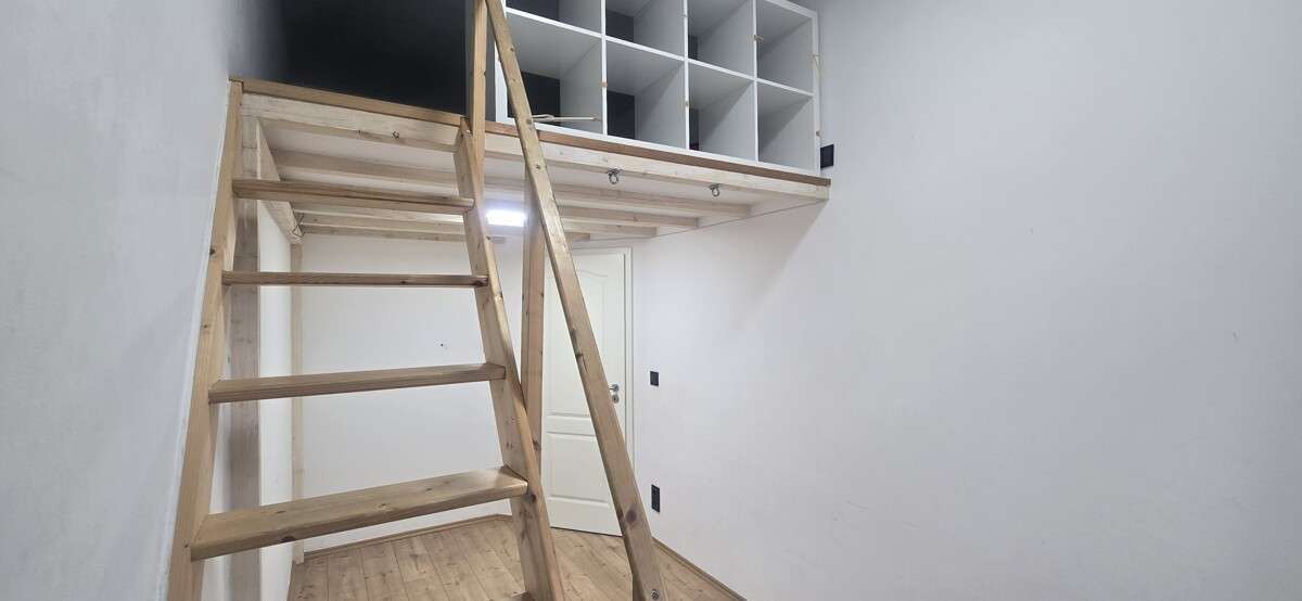 Immobilie in Radevormwald - Liebhaberstück für alle, die außergewöhnliches Wohnen mit Geschichte und Charme schätzen. - Bild 6