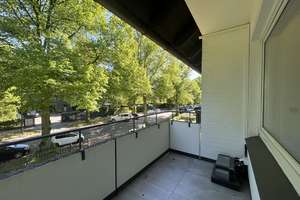 Stilvolle 2,5-Zimmer-Wohnung mit hochwertiger Ausstattung und Photovoltaik in Marienthal – Oktaviostraße 104, 22043 Marienthal, Hamburg – Vorschaubild 5