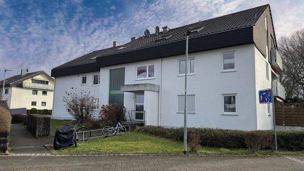 Immobilie in Weil am Rhein - Helle Souterraineinheit mit Terrasse, flexibler Raumgestaltung und sofortiger Bezugsfreiheit - Bild 1
