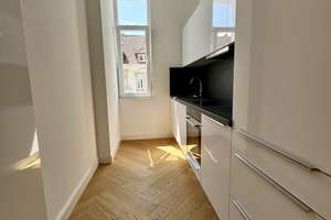 Exklusiver Wohnkomfort in historischem Ambiente - mit Einbauküche und Balkon in Top Lage – Robertstraße 18, 30161 List, Hannover – Vorschaubild 4