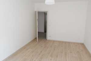 *zentrale 4-Zimmer Wohnung mit Balkon in zentraler Lage – Karlsruhe – Vorschaubild 4