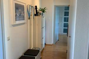Wohnen über den Dächern der List: 3-Zimmer-Dachgeschosswohnung mit Dachloggia – Cranachstr. 00, 30177 List, Hannover – Vorschaubild 12