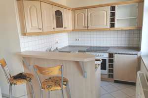 Tolle DG-Whg. mit Balkon, Einbauküche, Designebelag, Bad mir Wanne und Duschaufsatz...... – Charlottenstraße 81, 9126 Gablenz, Chemnitz – Vorschaubild 1